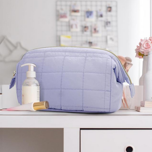 🔥Portable Checkered Travel Makeup Bag